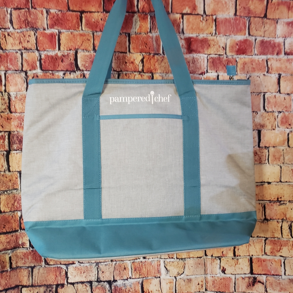 Pampered Chef Gray and Teal Tote Bag